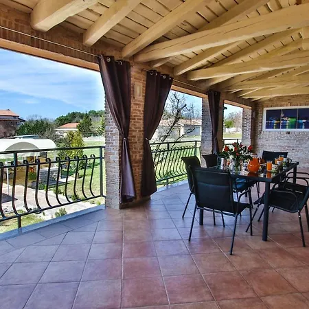 Apartamento Tina I *