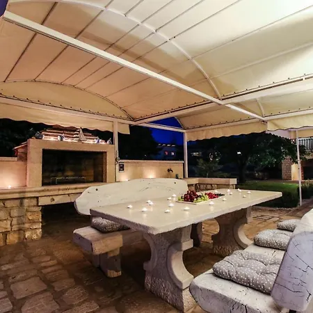 Tina I Apartamento Poreč