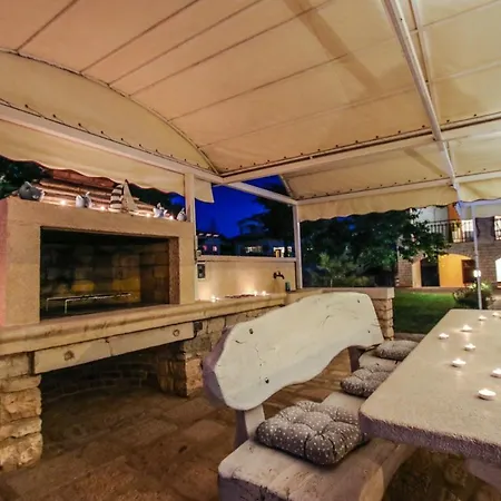 Tina I Apartamento Poreč